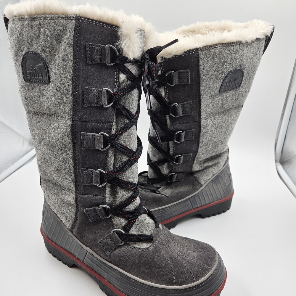 NWOT Sorel Tivoli High II Women's Gray and Black Winter Boots Size 8.5